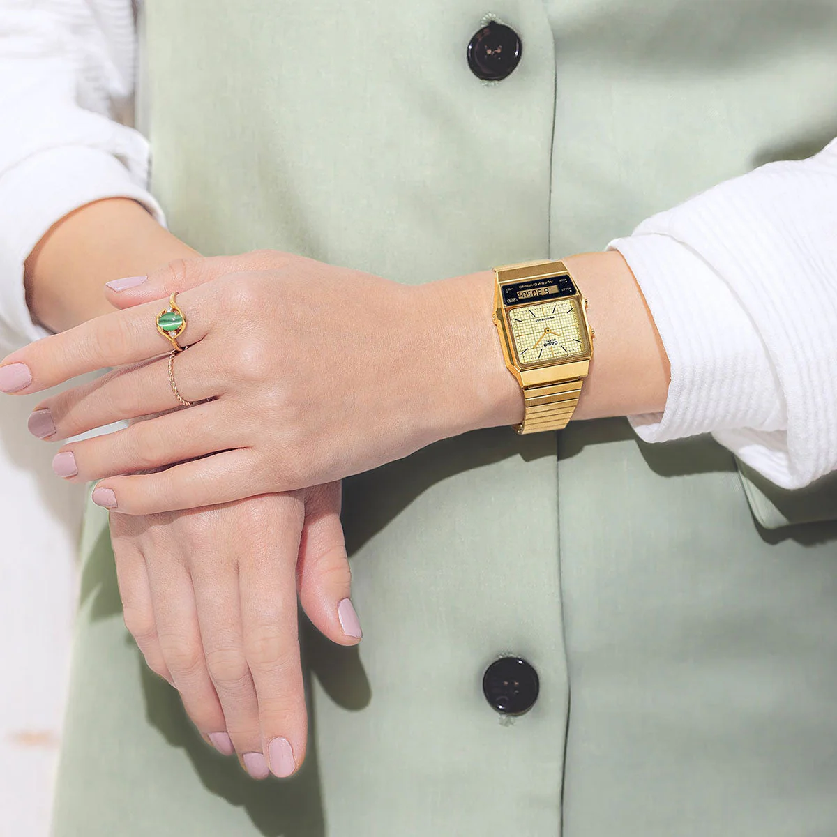 Casio AQ800EG-9A Watch - Image 3